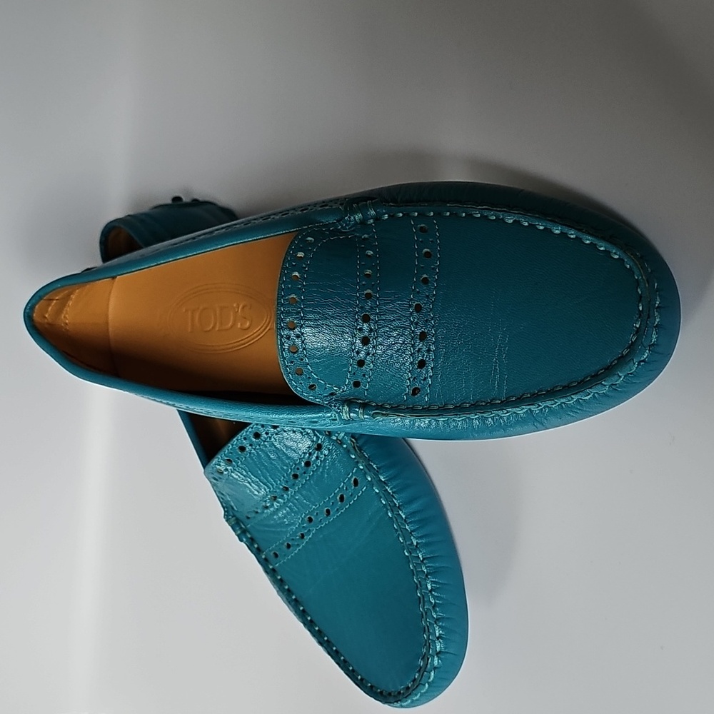 Tod's Gommino Turquoise Blue Leather Driving Loafers Women's Size 7.5 EU38